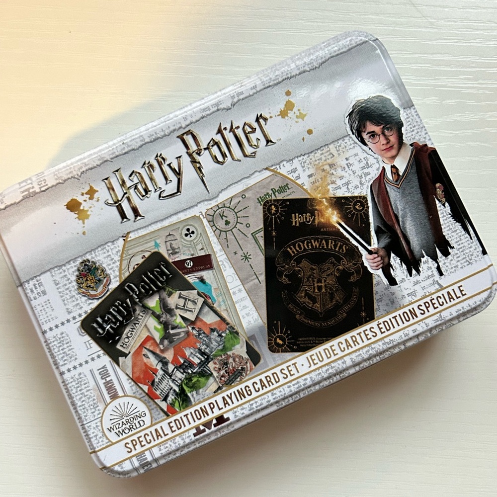 Harry Potter Special Edition Playing Card‎ Set In Keepsake Tin 2 Decks Set